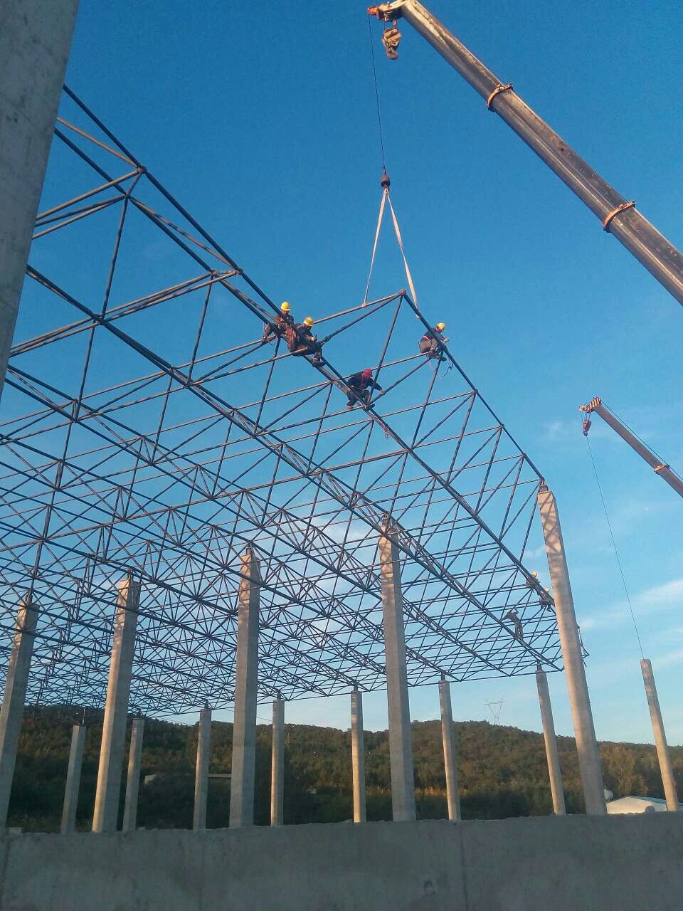 余姚汪清物流园网架